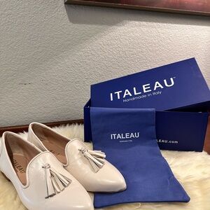 Women's Cream Loafers